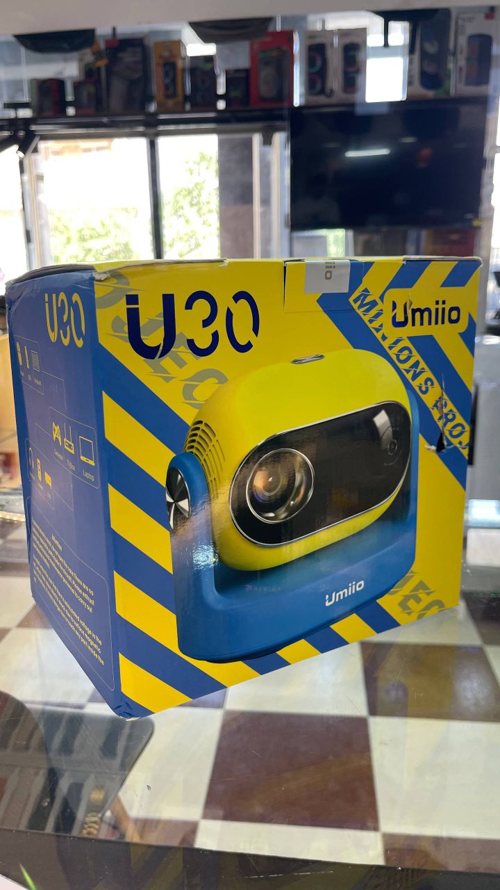 ویدئو پروژکتور Umiio U30 از جنس پی وی سی اورجینال