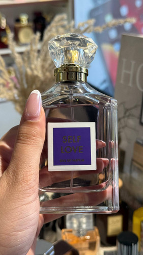 عطر ادکلن گرلن اینسولنس ادوپرفیوم فراگرنس ورد زنانه اورجینال