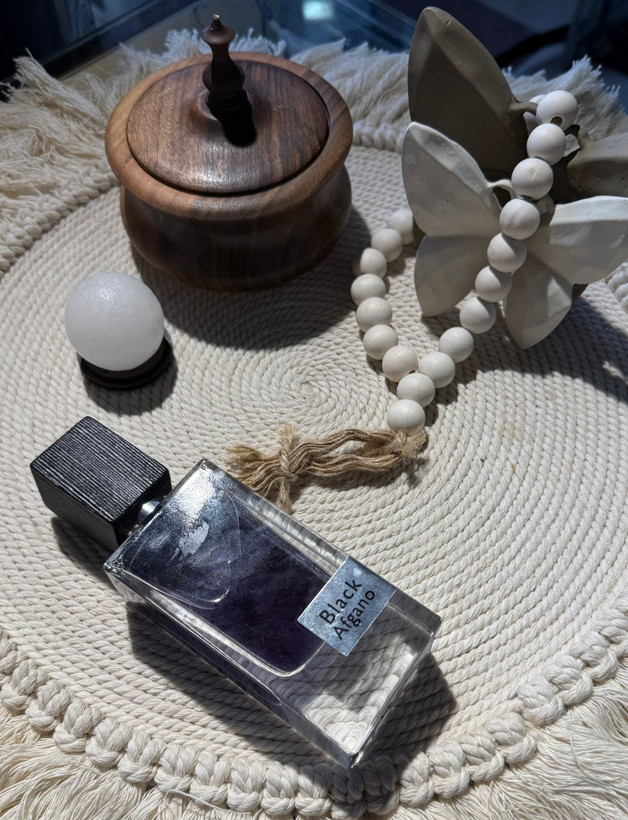 عطر ادکلن ادو پرفیوم نیفتی مدل بلک افغان حجم 100 میل مردانه اورجینال